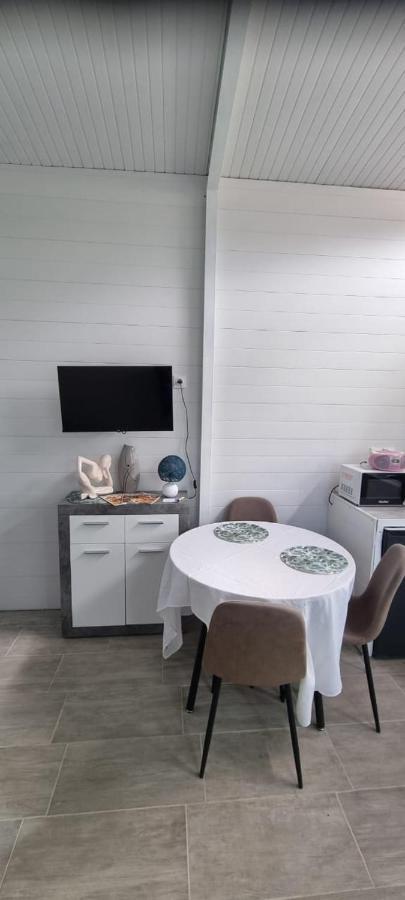 Studio 57 Bed & Breakfast Capesterre-Belle-Eau Dış mekan fotoğraf
